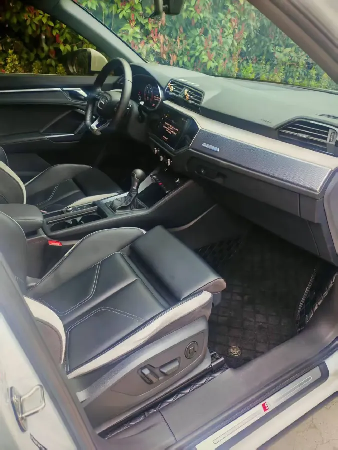 2023 Audi Q3 2.0T 186HP L4 7DCT,autocango,china used car exporter,china ev exporter,chinese used car exporter,chinese used ev exporter