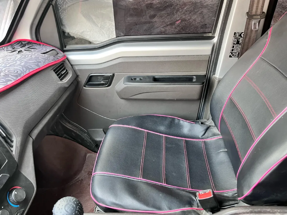 2019 WuLing RongGuang New Truck 1.8L 133HP L4 5MT,autocango,china used car exporter,china ev exporter,chinese used car exporter,chinese used ev exporter