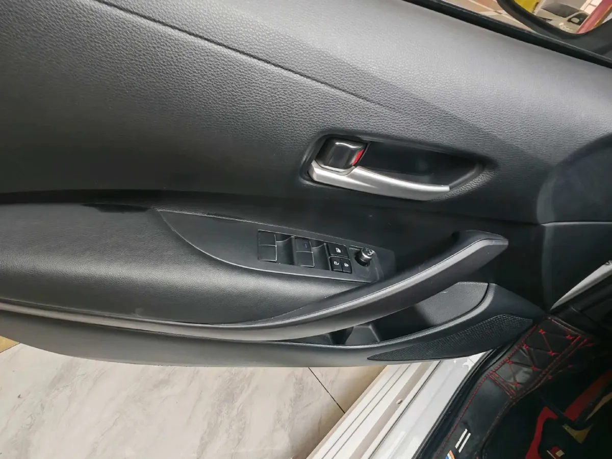 2021 Toyota Corolla 1.2T 116HP L4 CVT,autocango,china used car exporter,china ev exporter,chinese used car exporter,chinese used ev exporter