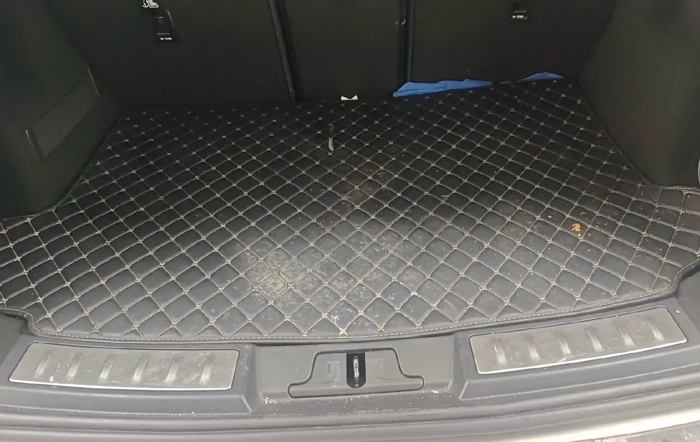 2022 Land Rover Range Rover Evoque 2.0T 249HP L4 9AT,autocango,china used car exporter,china ev exporter,chinese used car exporter,chinese used ev exporter