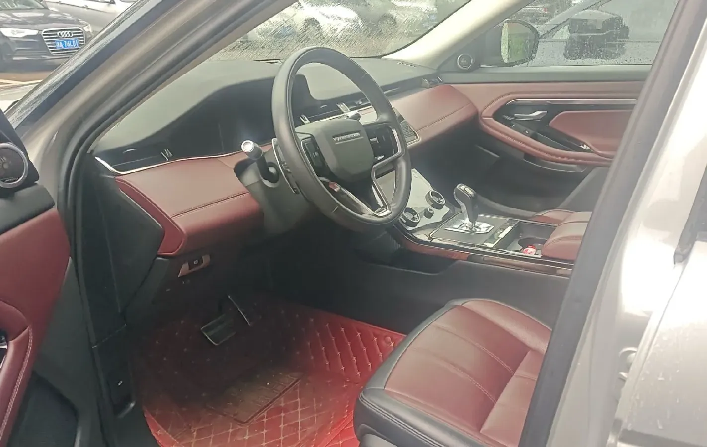 2022 Land Rover Range Rover Evoque 2.0T 249HP L4 9AT,autocango,china used car exporter,china ev exporter,chinese used car exporter,chinese used ev exporter