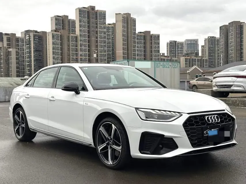 2024 Audi A4L 2.0T 190HP L4 7DCT,autocango,china used car exporter,china ev exporter,chinese used car exporter,chinese used ev exporter