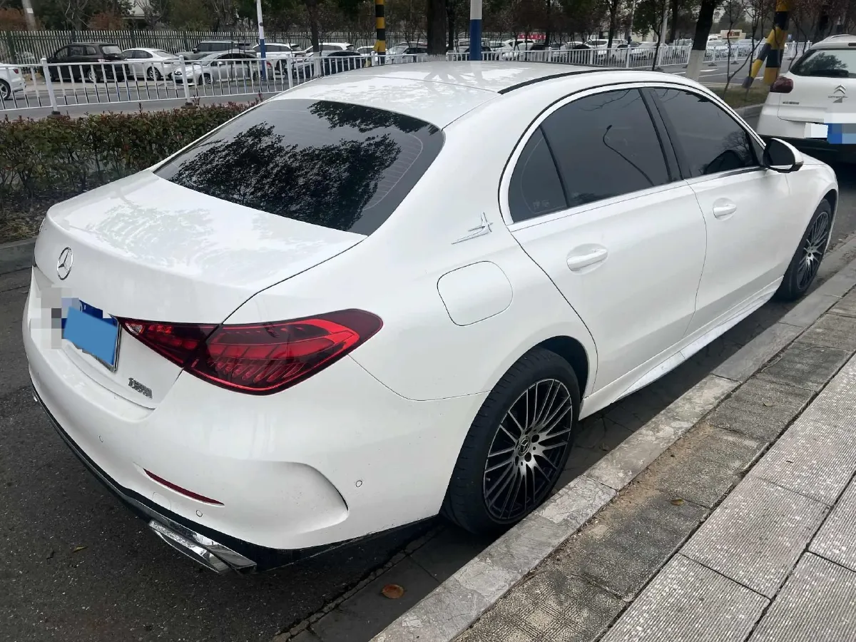 2025 Mercedes-Benz C Class 1.5T 170HP L4 9AT,autocango,china used car exporter,china ev exporter,chinese used car exporter,chinese used ev exporter