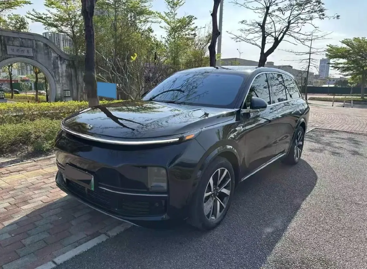 2023 Li L7 Range Extended 154HP REEV 40.9KWH,autocango,china used car exporter,china ev exporter,chinese used car exporter,chinese used ev exporter