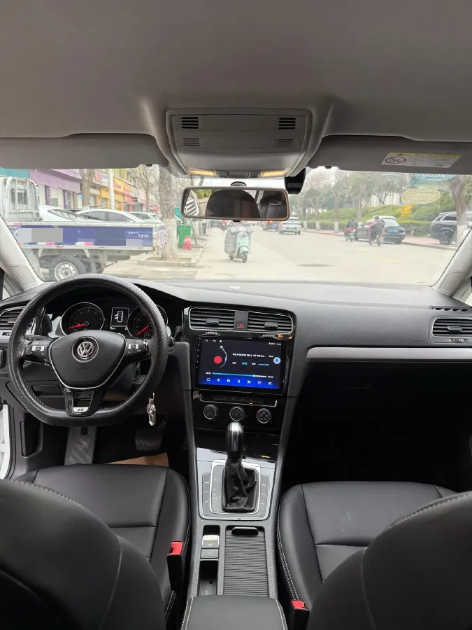 2018 Volkswagen Golf 1.6L 110HP L4 6AT,autocango,china used car exporter,china ev exporter,chinese used car exporter,chinese used ev exporter