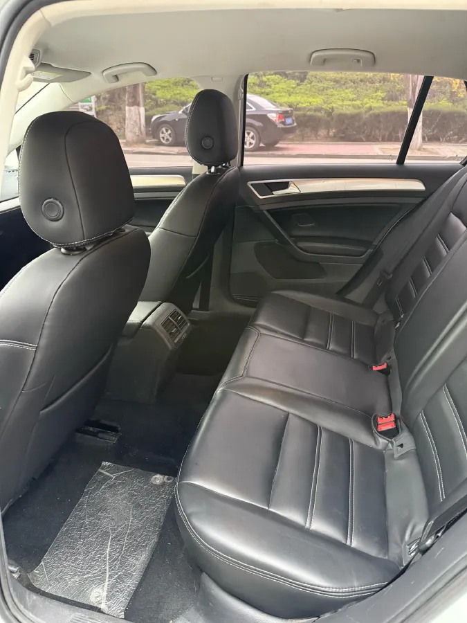 2018 Volkswagen Golf 1.6L 110HP L4 6AT,autocango,china used car exporter,china ev exporter,chinese used car exporter,chinese used ev exporter