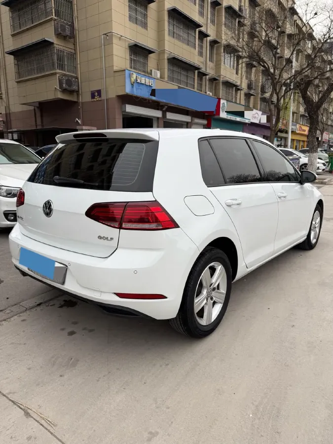 2018 Volkswagen Golf 1.6L 110HP L4 6AT,autocango,china used car exporter,china ev exporter,chinese used car exporter,chinese used ev exporter