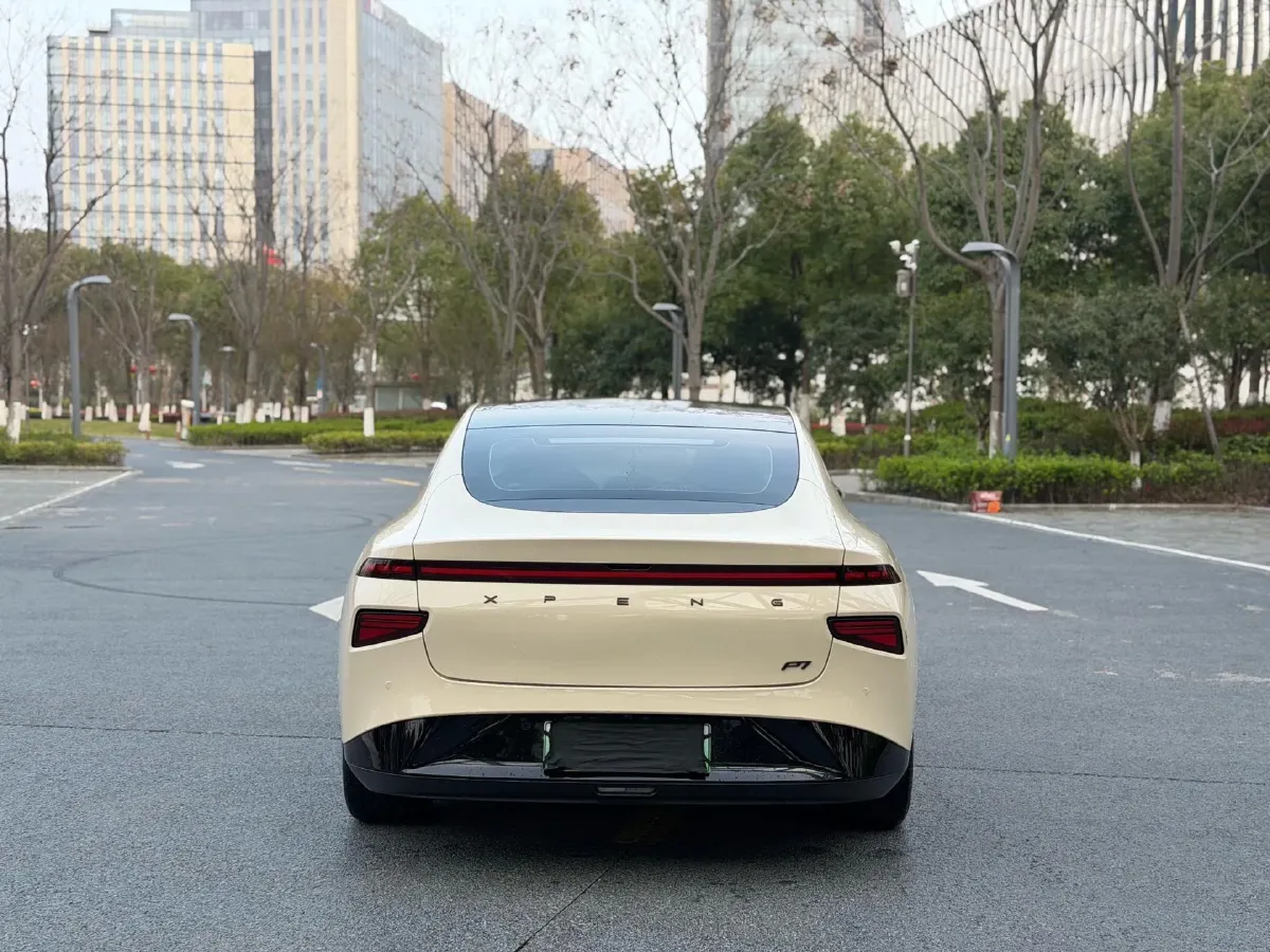 2022 Xpeng P7 BEV 60.2KWH,autocango,china used car exporter,china ev exporter,chinese used car exporter,chinese used ev exporter