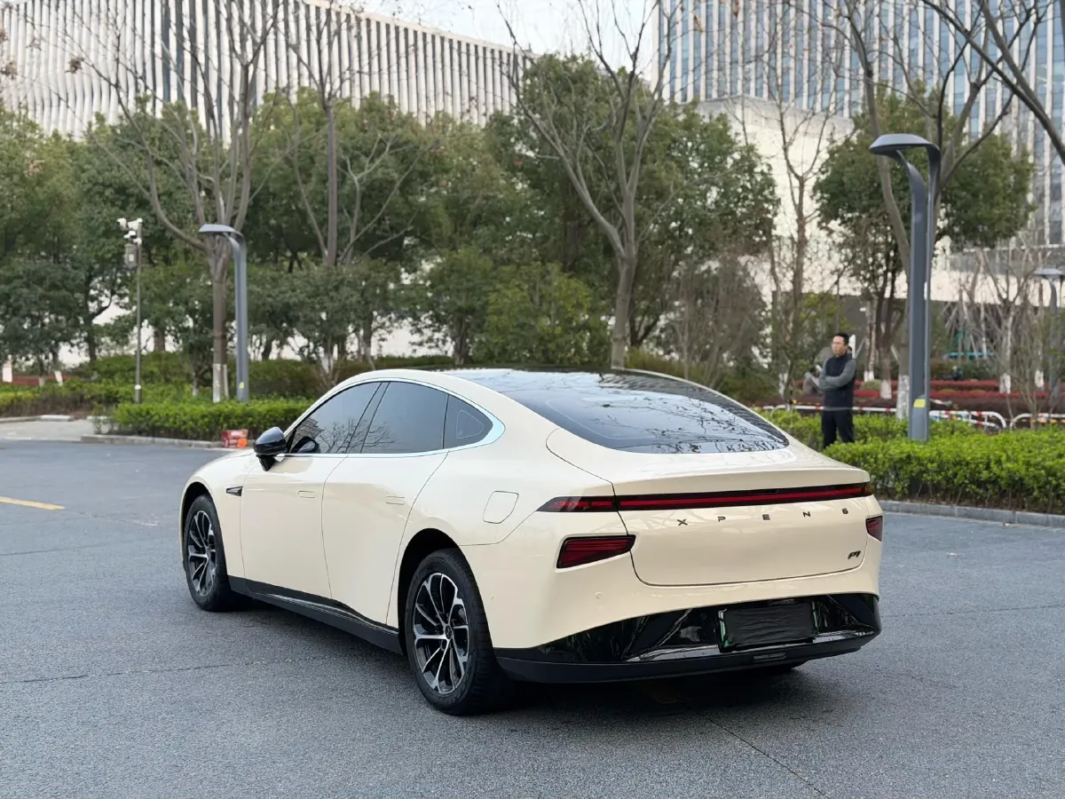 2022 Xpeng P7 BEV 60.2KWH,autocango,china used car exporter,china ev exporter,chinese used car exporter,chinese used ev exporter