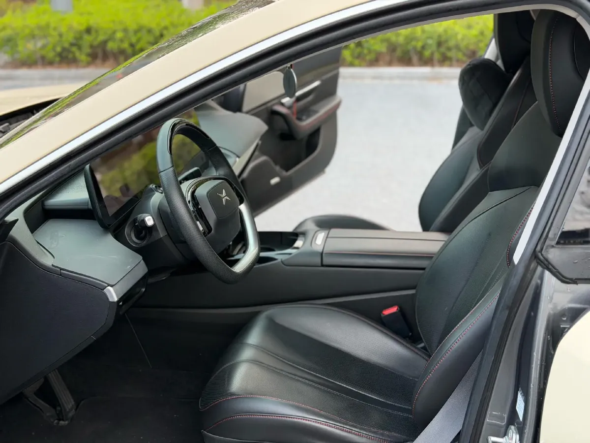 2022 Xpeng P7 BEV 60.2KWH,autocango,china used car exporter,china ev exporter,chinese used car exporter,chinese used ev exporter