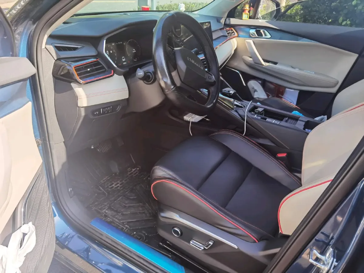 2023 LYNK&CO 06 1.5T 181HP L4 7DCT,autocango,china used car exporter,china ev exporter,chinese used car exporter,chinese used ev exporter