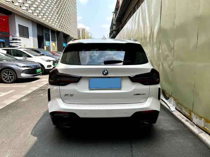 2022 BMW X3 2.0T 252HP L4 8AT,autocango,china used car exporter,china ev exporter,chinese used car exporter,chinese used ev exporter