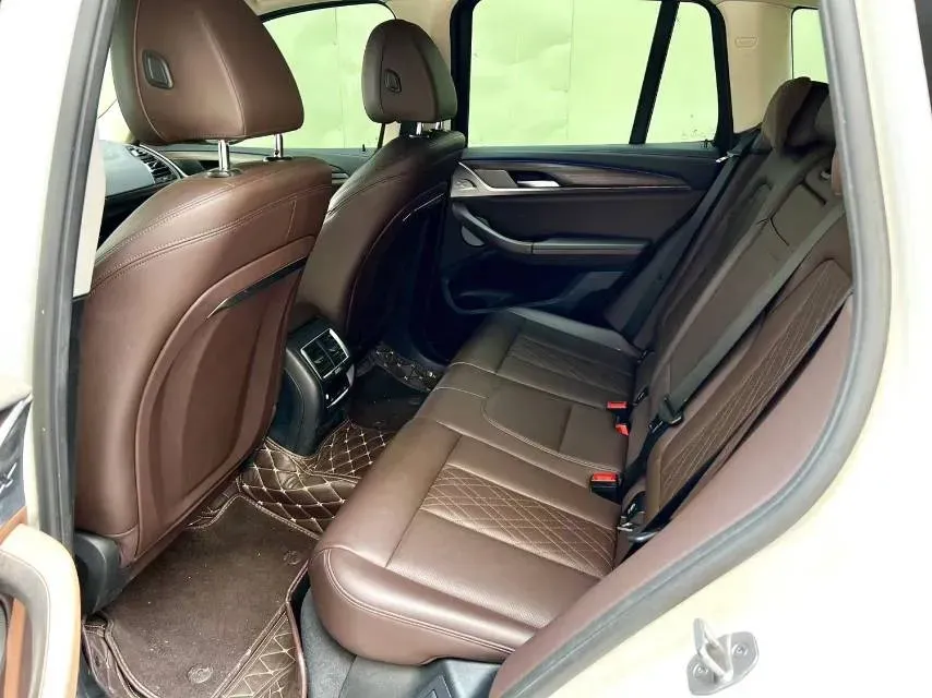 2022 BMW X3 2.0T 252HP L4 8AT,autocango,china used car exporter,china ev exporter,chinese used car exporter,chinese used ev exporter