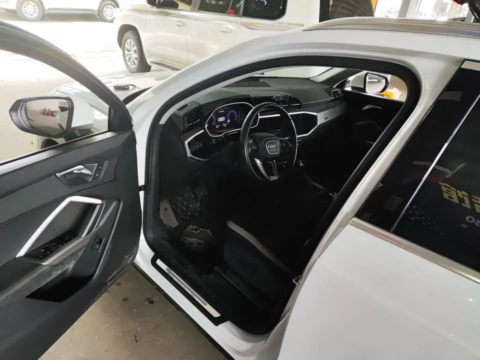 2021 Audi Q3 1.4T 150HP L4 7DCT,autocango,china used car exporter,china ev exporter,chinese used car exporter,chinese used ev exporter
