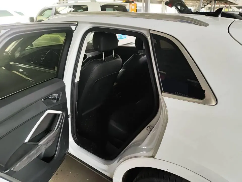 2021 Audi Q3 1.4T 150HP L4 7DCT,autocango,china used car exporter,china ev exporter,chinese used car exporter,chinese used ev exporter