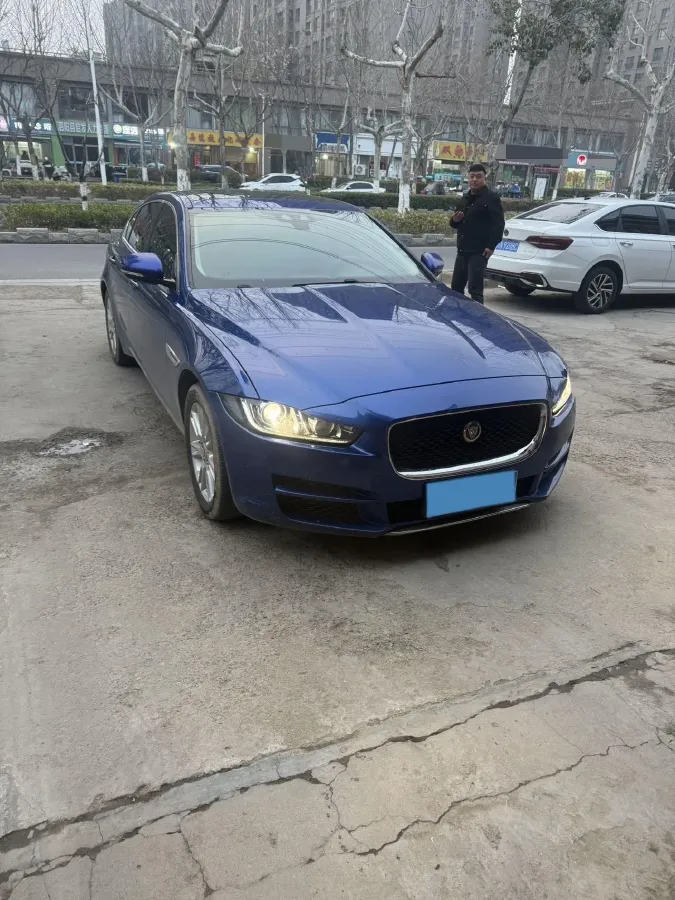 2019 Jeep Cherokee 2.0T 265HP L4 9AT,autocango,china used car exporter,china ev exporter,chinese used car exporter,chinese used ev exporter