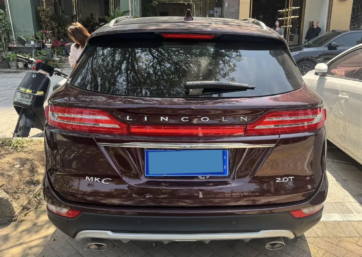 2019 Lincoln MKC 2.0T 203HP L4 6AT,autocango,china used car exporter,china ev exporter,chinese used car exporter,chinese used ev exporter
