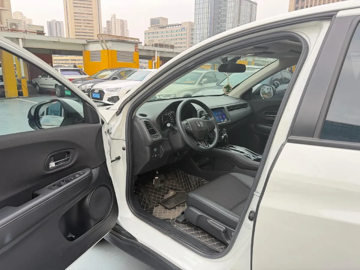 2020 Honda Vezel 1.5L 131HP L4 CVT,autocango,china used car exporter,china ev exporter,chinese used car exporter,chinese used ev exporter