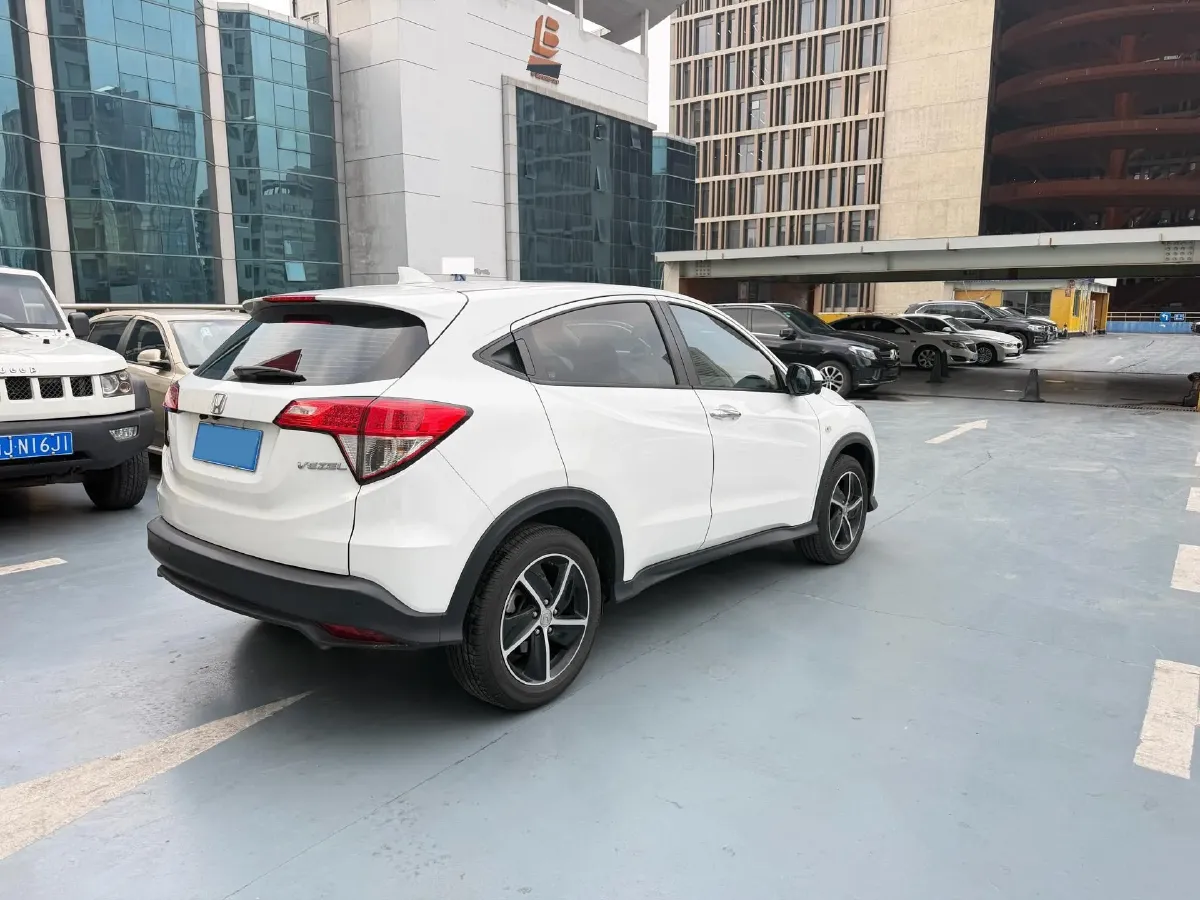 2020 Honda Vezel 1.5L 131HP L4 CVT,autocango,china used car exporter,china ev exporter,chinese used car exporter,chinese used ev exporter