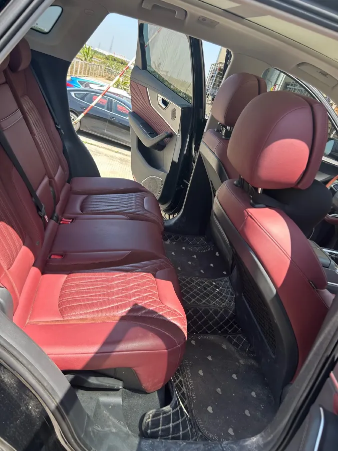 2023 HongQi HS5 2.0T 252HP L4 8AT,autocango,china used car exporter,china ev exporter,chinese used car exporter,chinese used ev exporter