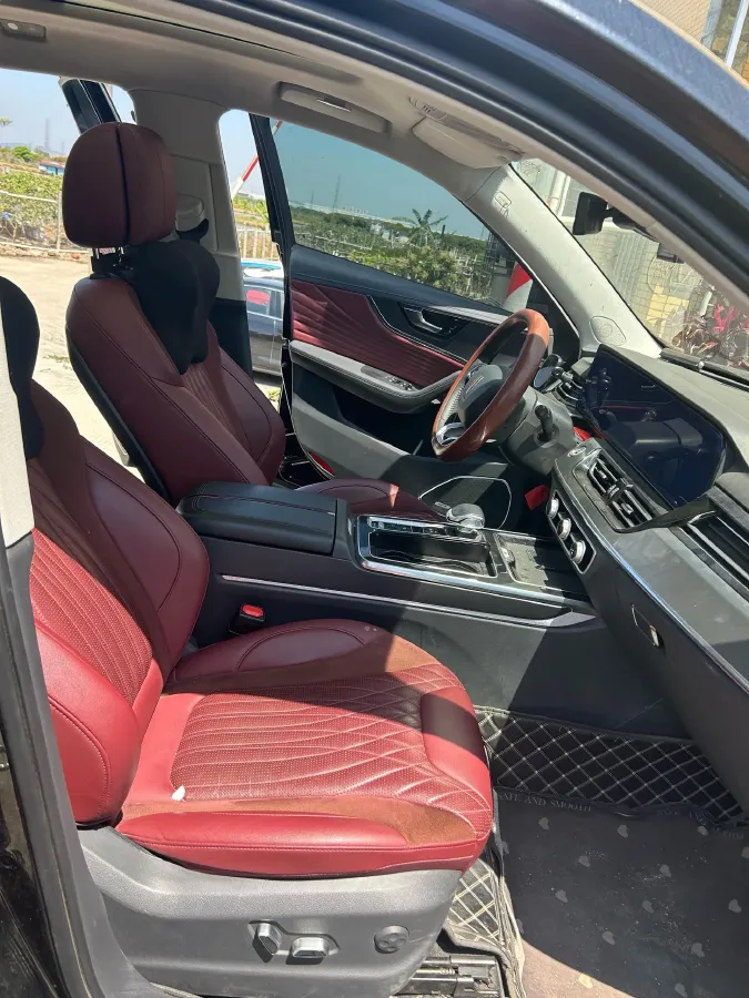 2023 HongQi HS5 2.0T 252HP L4 8AT,autocango,china used car exporter,china ev exporter,chinese used car exporter,chinese used ev exporter