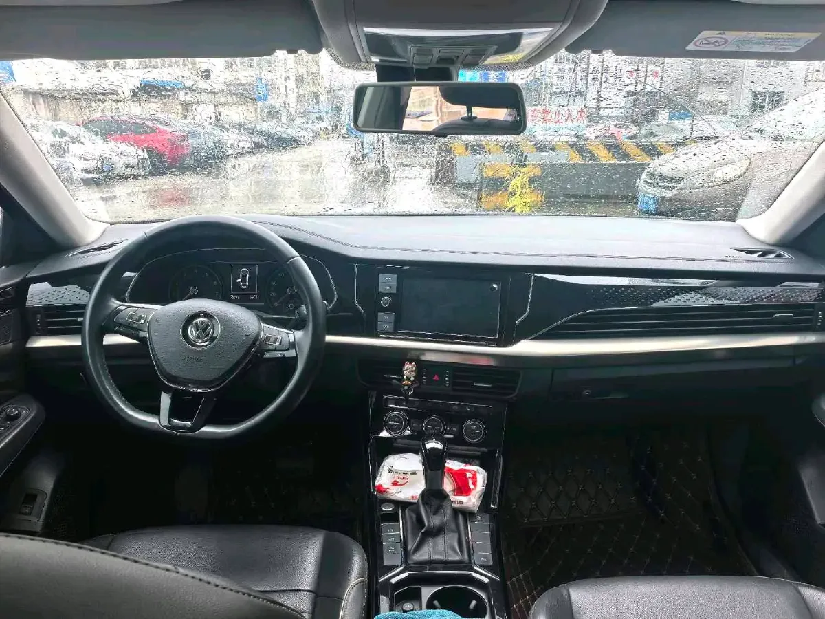 2019 Skoda Kodiak 2.0T 186HP L4 7DCT,autocango,china used car exporter,china ev exporter,chinese used car exporter,chinese used ev exporter