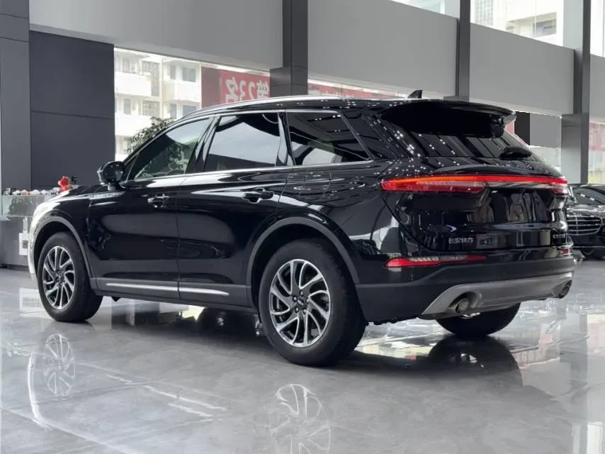 2021 Lincoln Corsair 2.0T 245HP L4 8AT,autocango,china used car exporter,china ev exporter,chinese used car exporter,chinese used ev exporter