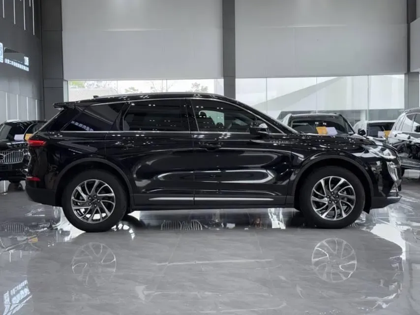 2021 Lincoln Corsair 2.0T 245HP L4 8AT,autocango,china used car exporter,china ev exporter,chinese used car exporter,chinese used ev exporter