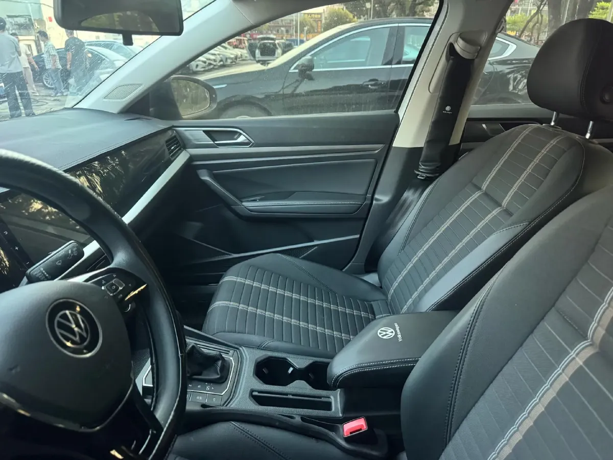 2022 Volkswagen Sagitar 1.2T 116HP L4 7DCT,autocango,china used car exporter,china ev exporter,chinese used car exporter,chinese used ev exporter