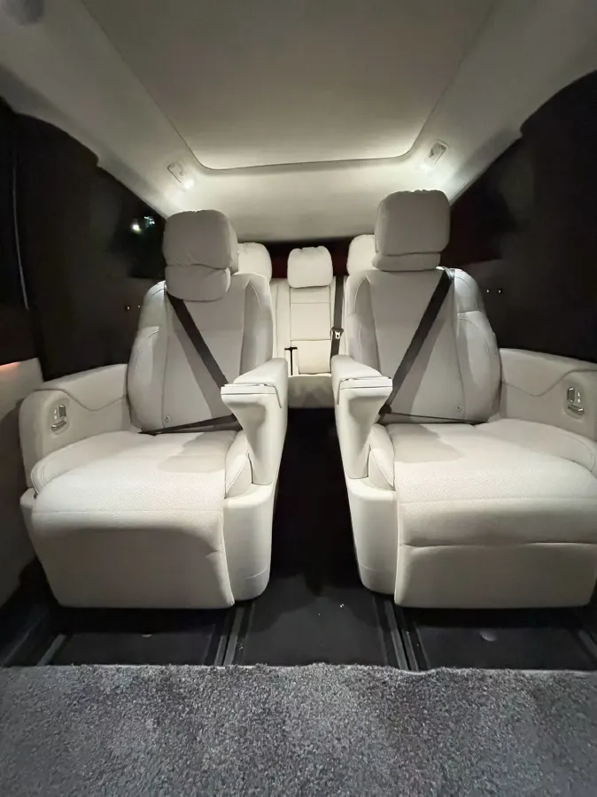 2024 Li MEGA BEV 102.7KWH,autocango,china used car exporter,china ev exporter,chinese used car exporter,chinese used ev exporter