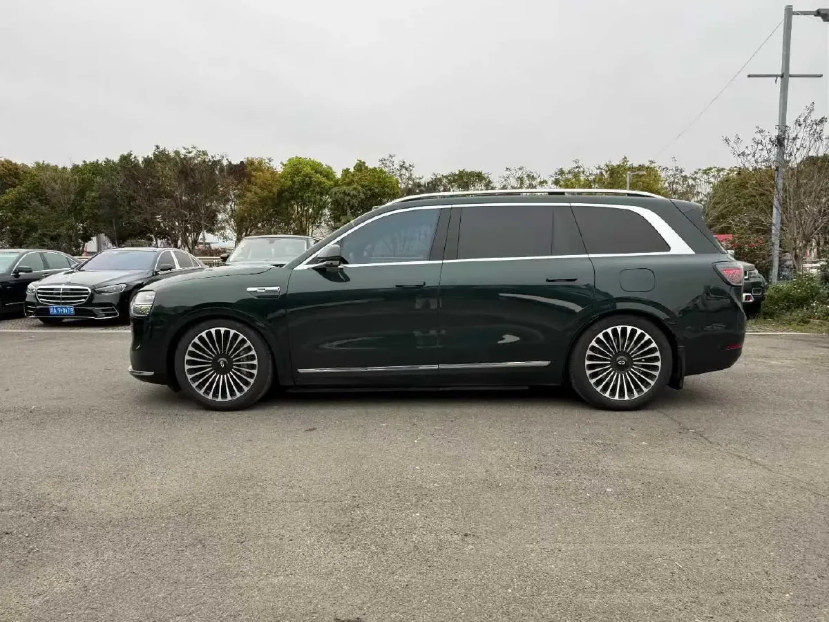 2024 AITO AITO M9 1.5T 152HP L4 REEV 42KWH,autocango,china used car exporter,china ev exporter,chinese used car exporter,chinese used ev exporter