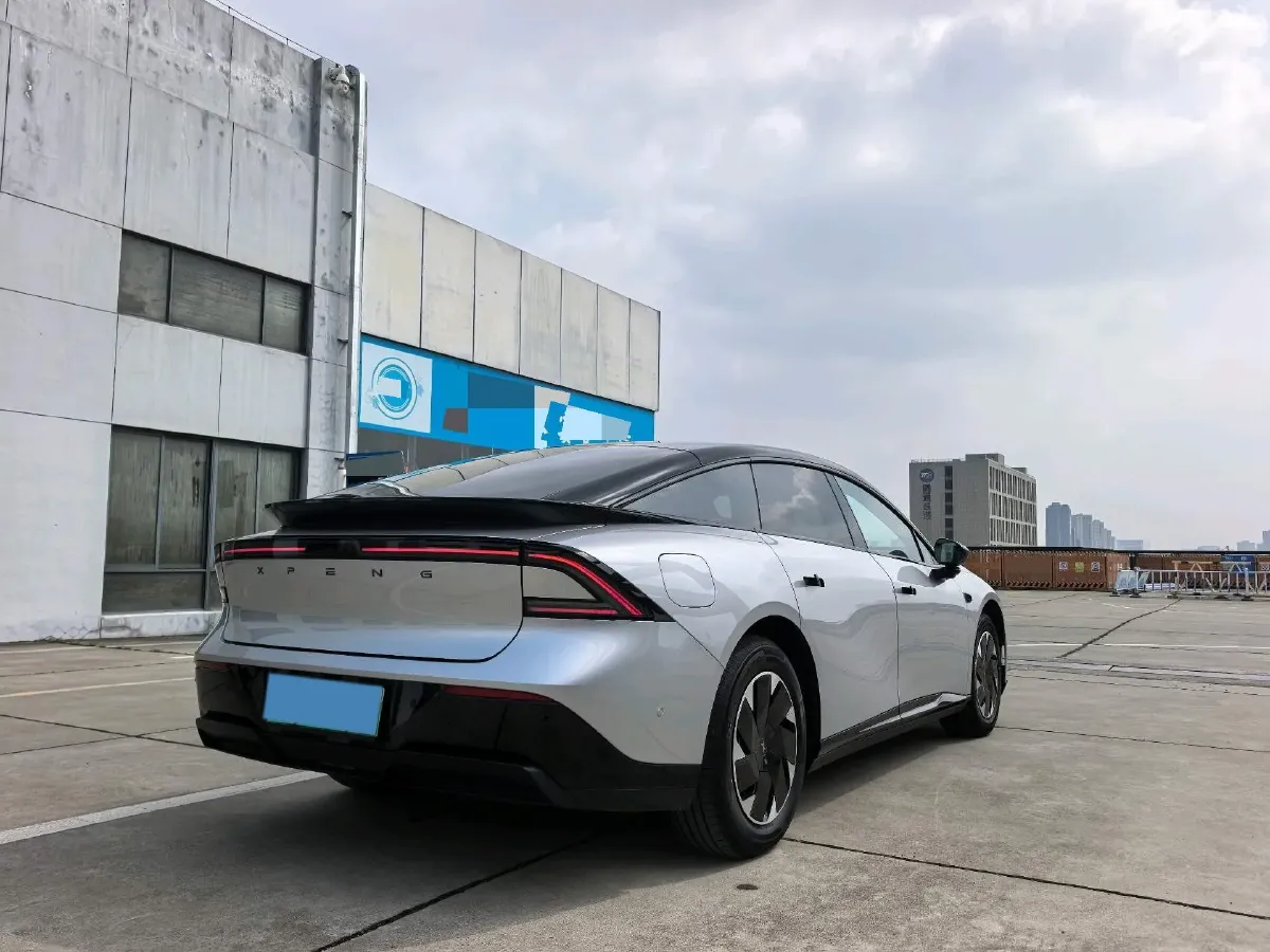 2024 Xpeng P7+ BEV 60.7KWH,autocango,china used car exporter,china ev exporter,chinese used car exporter,chinese used ev exporter