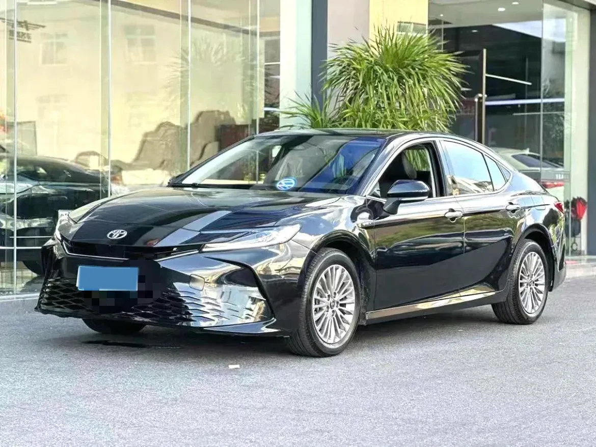 2024 Toyota Camry 2.0L 152HP L4 E-CVT Hybrid,autocango,china used car exporter,china ev exporter,chinese used car exporter,chinese used ev exporter