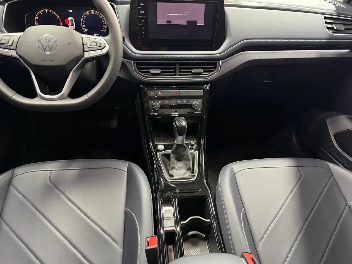 2025 Volkswagen Tharu 1.5T 160HP L4 7DCT,autocango,china used car exporter,china ev exporter,chinese used car exporter,chinese used ev exporter