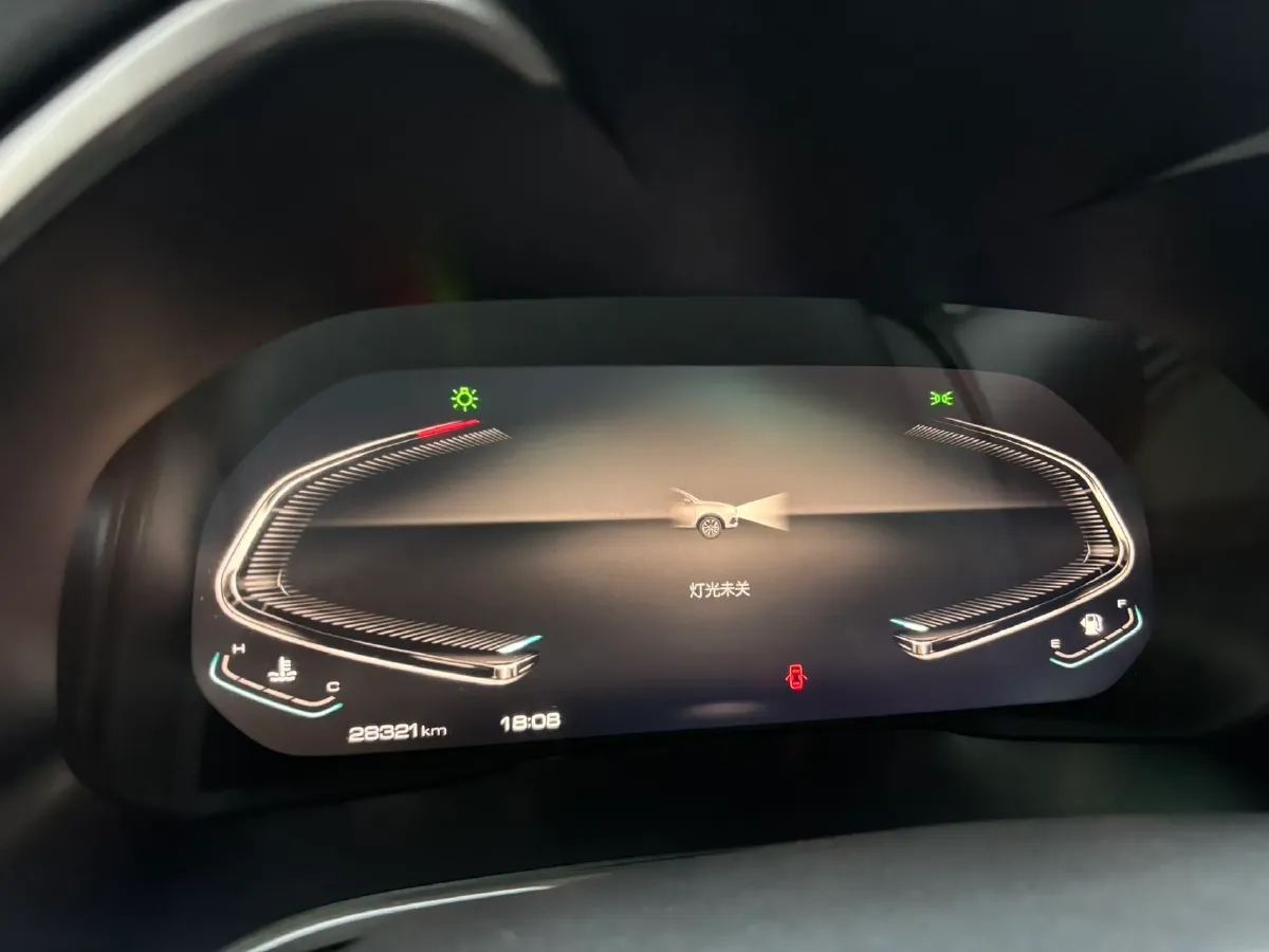 2021 WEY VV6 2.0T 227HP L4 7DCT,autocango,china used car exporter,china ev exporter,chinese used car exporter,chinese used ev exporter