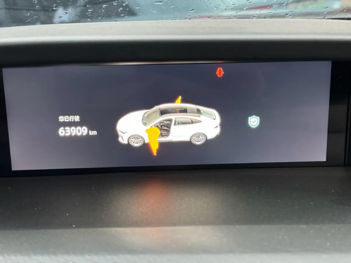 2022 ChangAn UNI-V 1.5T 188HP L4 7DCT,autocango,china used car exporter,china ev exporter,chinese used car exporter,chinese used ev exporter