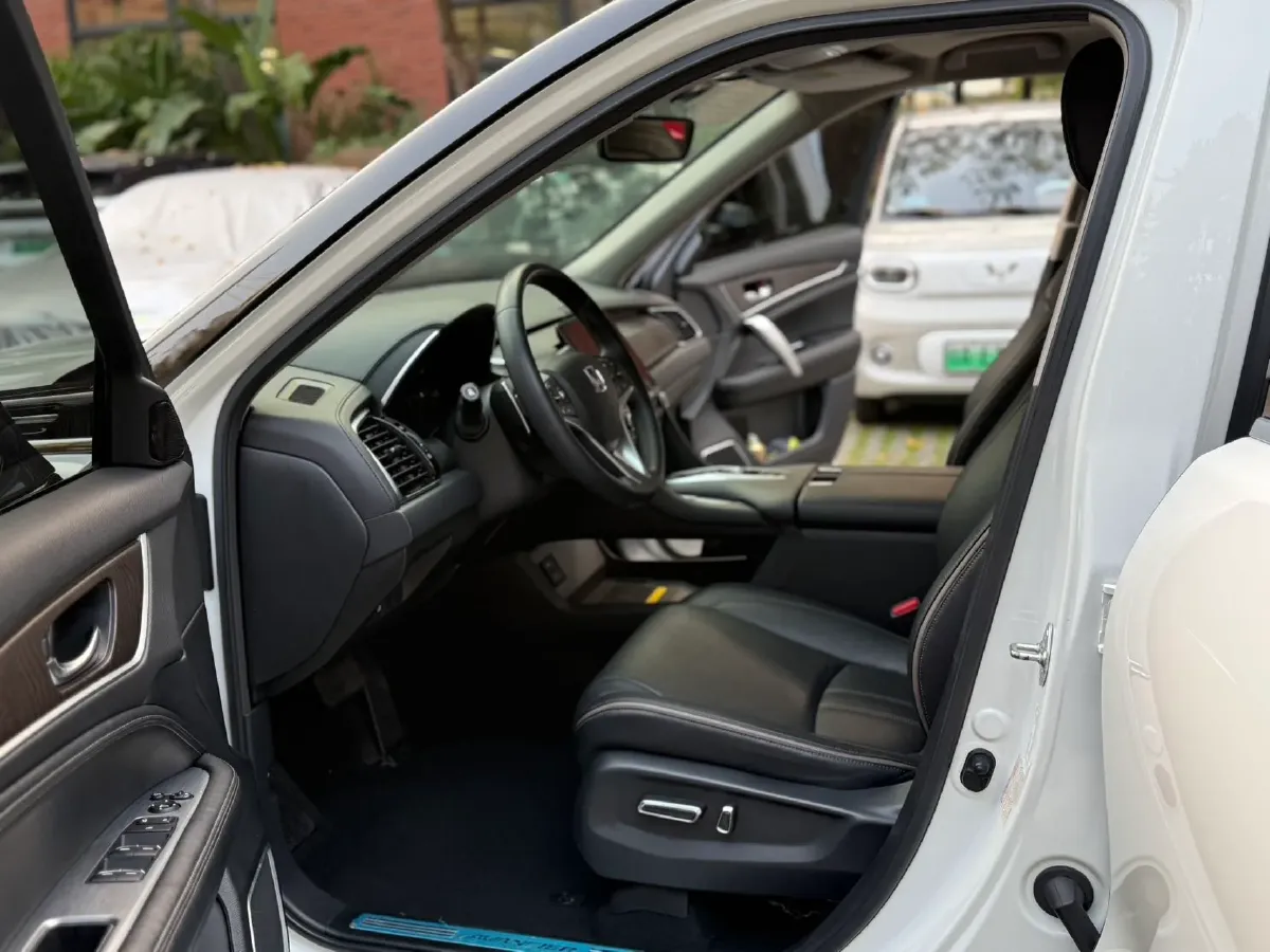 2020 Honda Avancier 2.0T 272HP L4 9AT,autocango,china used car exporter,china ev exporter,chinese used car exporter,chinese used ev exporter