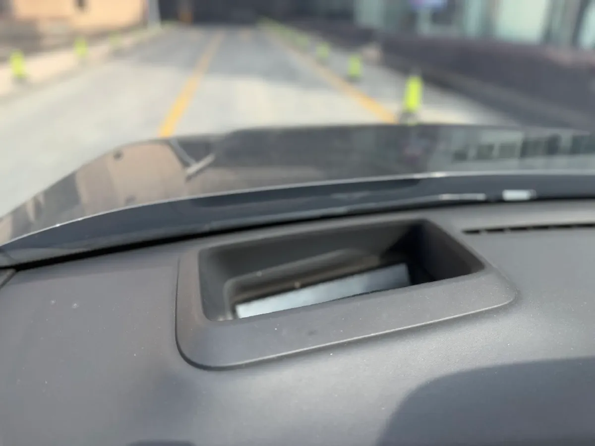 2022 Li L9 Range Extended 154HP REEV 42.6KWH,autocango,china used car exporter,china ev exporter,chinese used car exporter,chinese used ev exporter