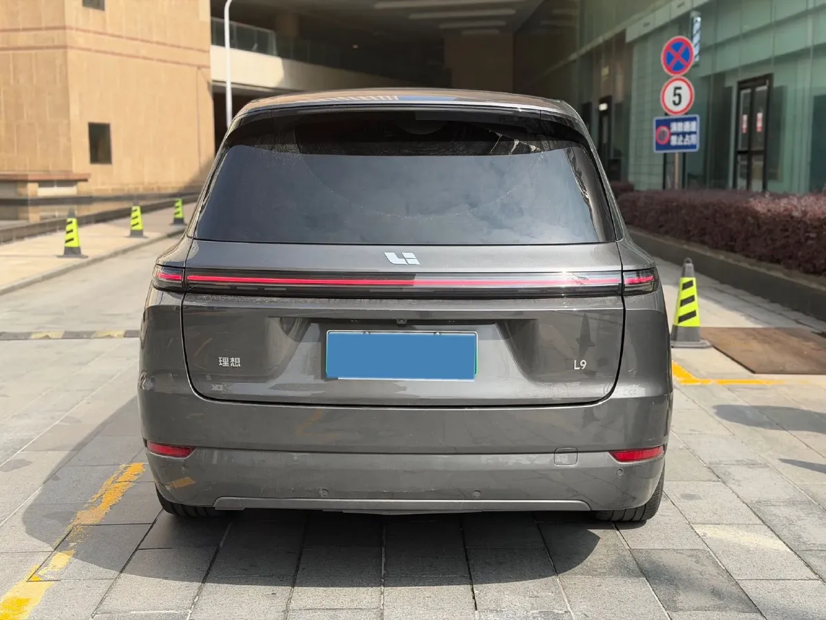2022 Li L9 Range Extended 154HP REEV 42.6KWH,autocango,china used car exporter,china ev exporter,chinese used car exporter,chinese used ev exporter