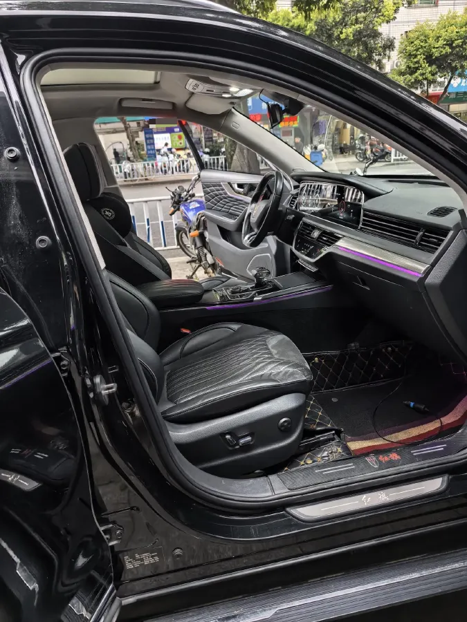 2022 HongQi HS5 2.0T 224HP L4 6AT,autocango,china used car exporter,china ev exporter,chinese used car exporter,chinese used ev exporter