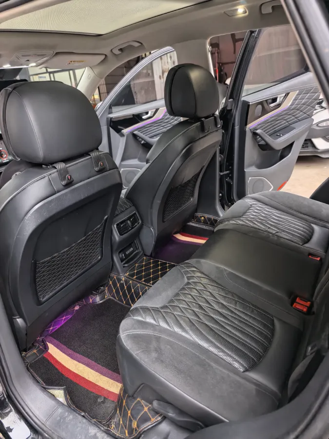 2022 HongQi HS5 2.0T 224HP L4 6AT,autocango,china used car exporter,china ev exporter,chinese used car exporter,chinese used ev exporter