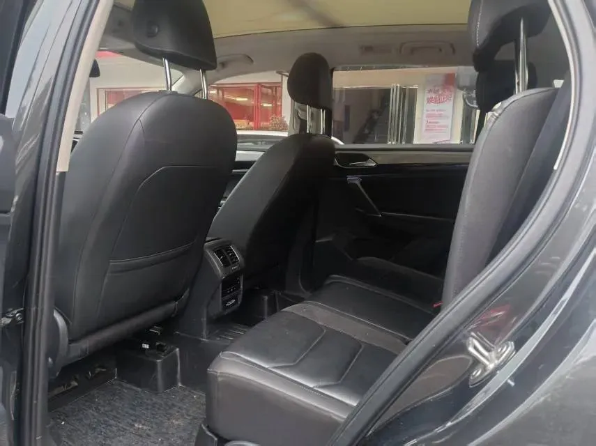 2020 Volkswagen Tayron 2.0T 186HP L4 7DCT,autocango,china used car exporter,china ev exporter,chinese used car exporter,chinese used ev exporter