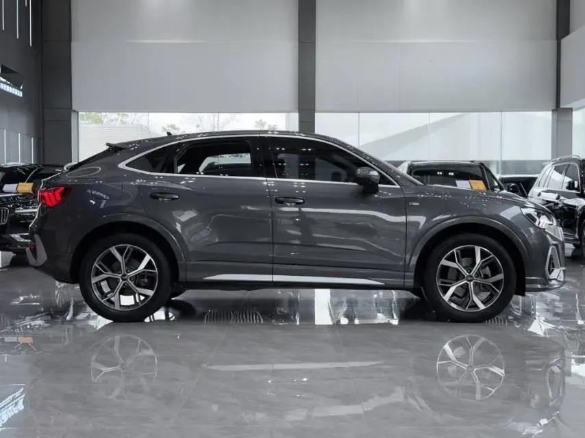 2020 Audi Q3 Sportback 2.0T 186HP L4 7DCT,autocango,china used car exporter,china ev exporter,chinese used car exporter,chinese used ev exporter