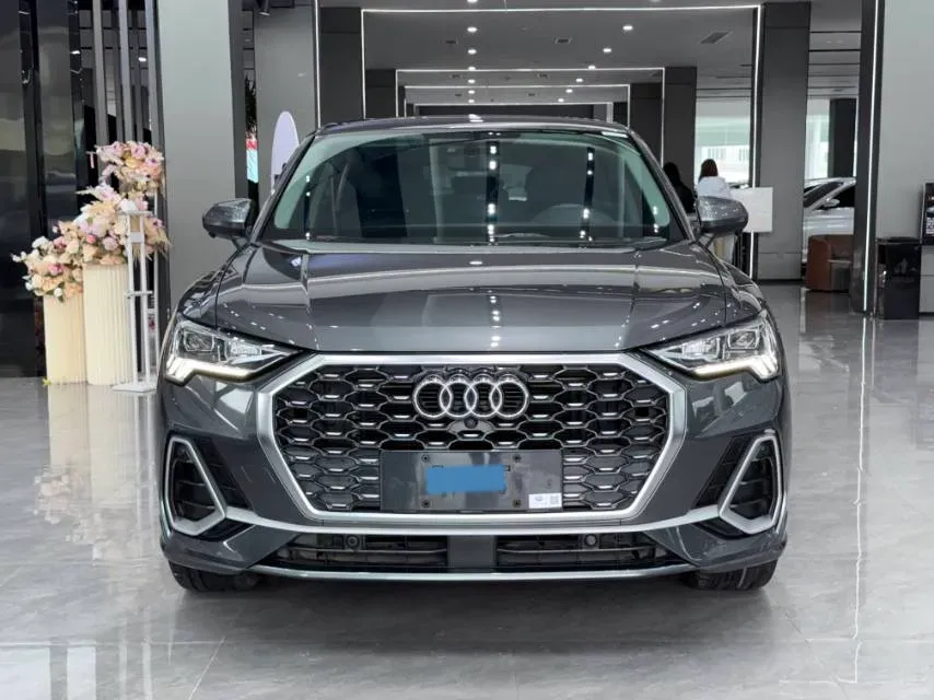 2020 Audi Q3 Sportback 2.0T 186HP L4 7DCT,autocango,china used car exporter,china ev exporter,chinese used car exporter,chinese used ev exporter