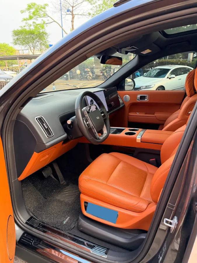 2023 Li L8 Range Extended 154HP REEV 40.9KWH,autocango,china used car exporter,china ev exporter,chinese used car exporter,chinese used ev exporter