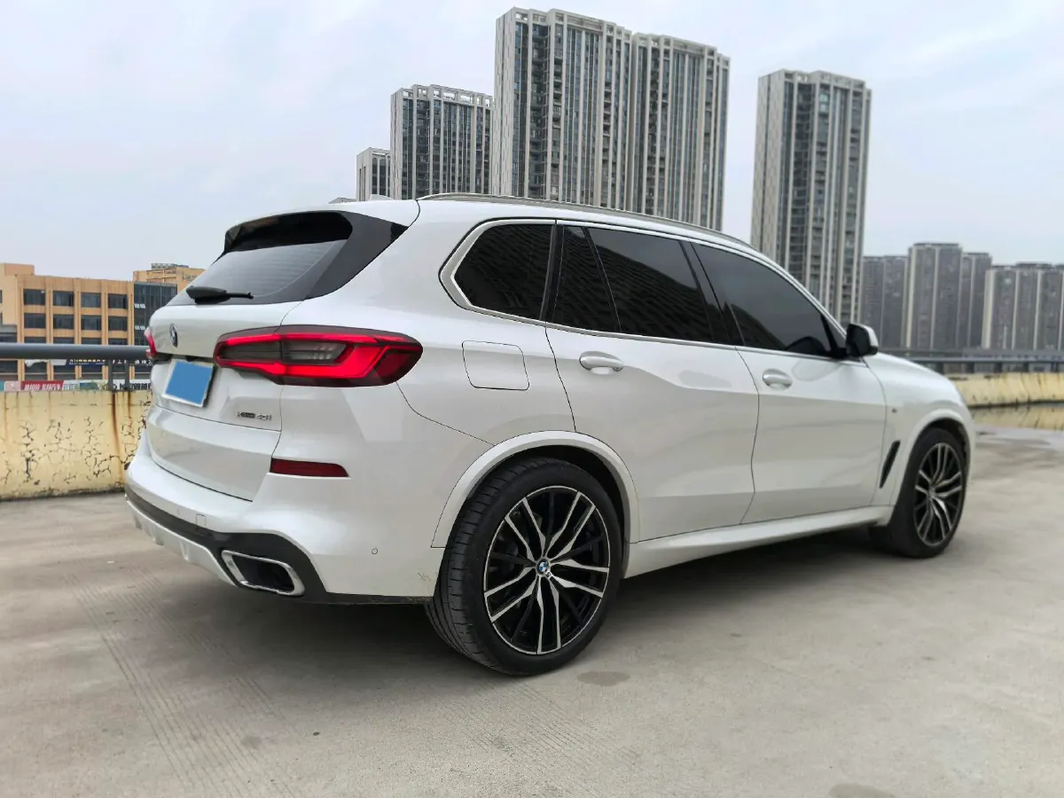 2019 BMW X5 3.0T 340HP L6 8AT,autocango,china used car exporter,china ev exporter,chinese used car exporter,chinese used ev exporter