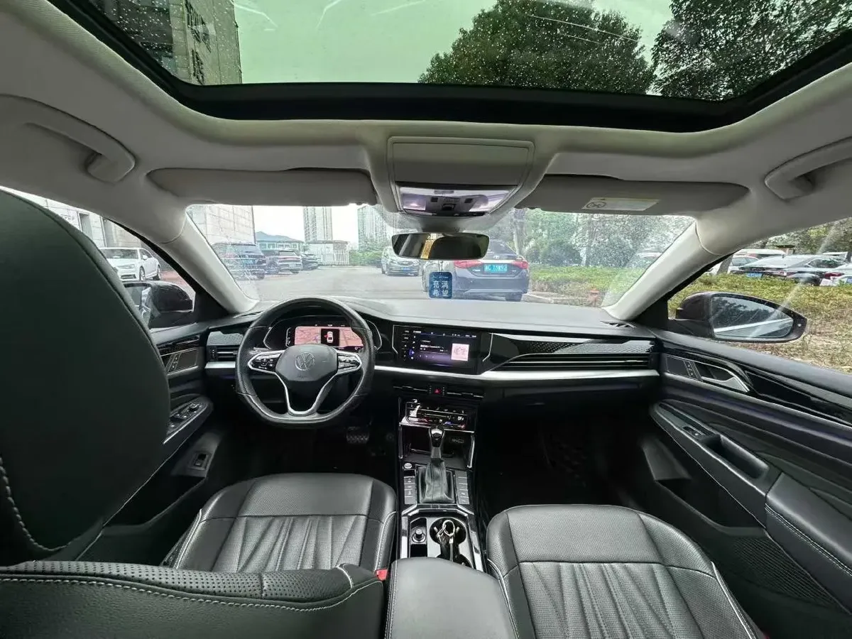 2022 Xpeng P7 BEV 60.2KWH,autocango,china used car exporter,china ev exporter,chinese used car exporter,chinese used ev exporter