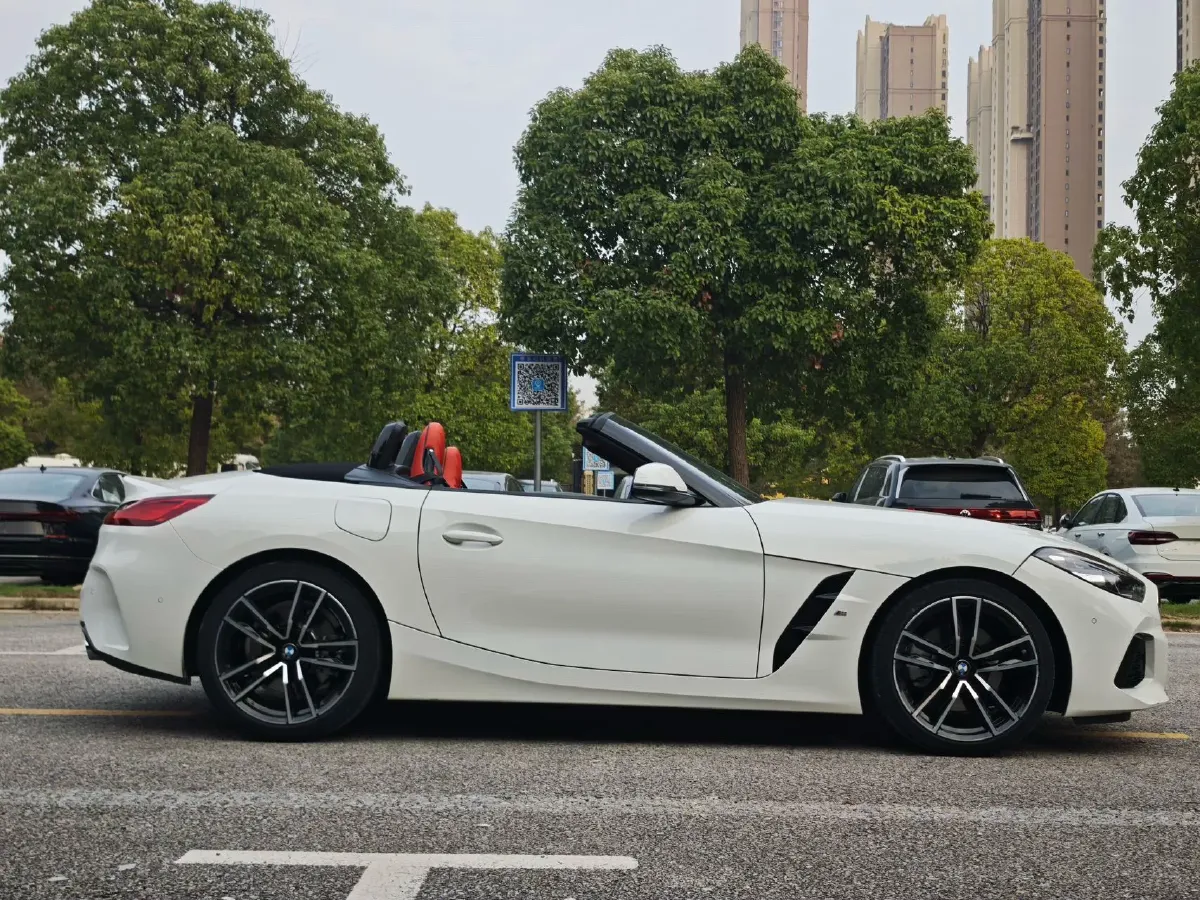 2019 BMW Z4 2.0T 197HP L4 8AT,autocango,china used car exporter,china ev exporter,chinese used car exporter,chinese used ev exporter