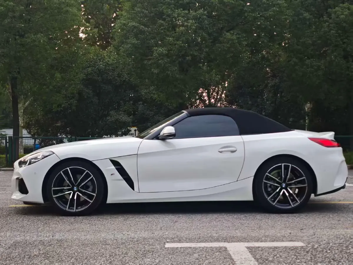 2019 BMW Z4 2.0T 197HP L4 8AT,autocango,china used car exporter,china ev exporter,chinese used car exporter,chinese used ev exporter