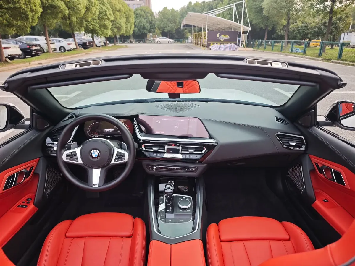 2019 BMW Z4 2.0T 197HP L4 8AT,autocango,china used car exporter,china ev exporter,chinese used car exporter,chinese used ev exporter